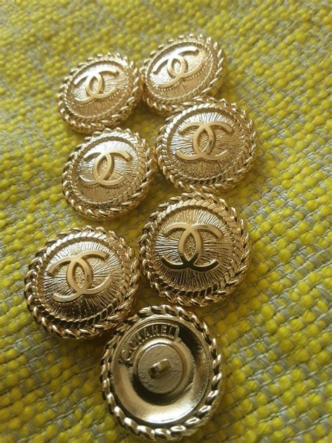 original chanel buttons
